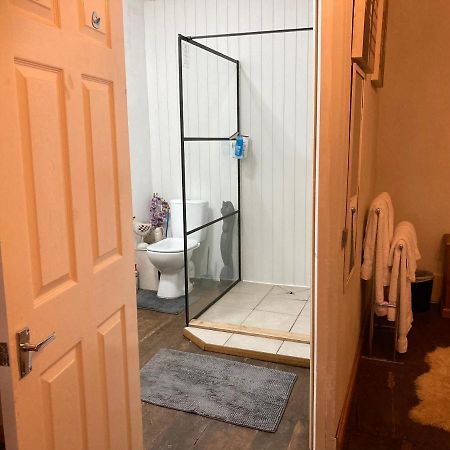 7 Dagnaud De La Tude Our Family Farmhouse Style Home With En-Suite Montboyer Bagian luar foto